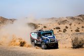 Mitchel van den Brink wint achtste etappe Dakar Rally