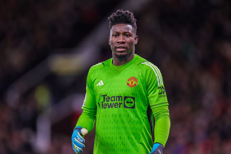 Andre Onana voelde zich lang niet thuis bij Manchester United: 'Dat is hoe moeilijk voetbal soms is'