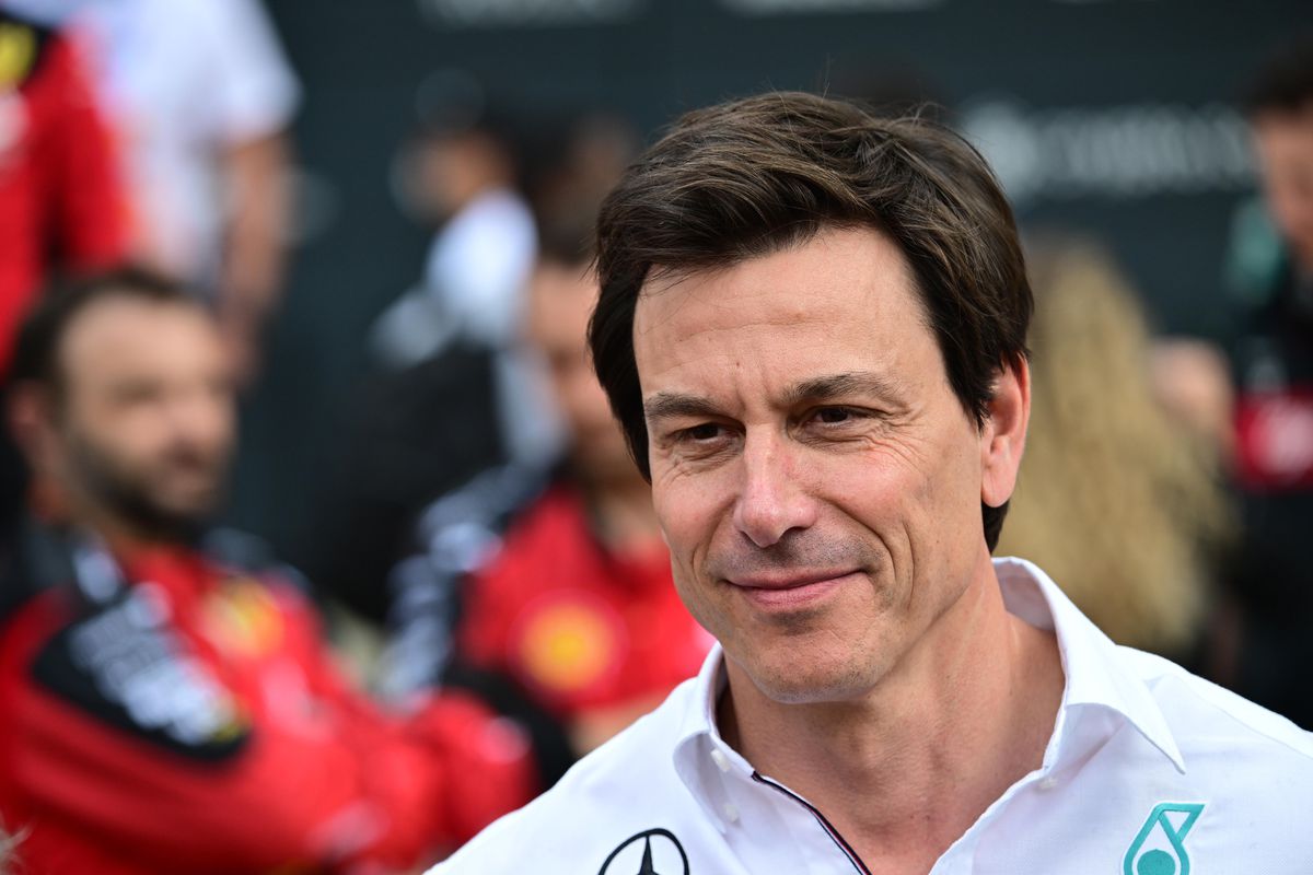 Groot nieuws uit kamp Mercedes: Toto Wolff tekent bij als ploegbaas