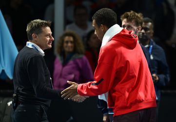 Marathonpartij op Australian Open om bijzondere reden onderbroken en verplaatst