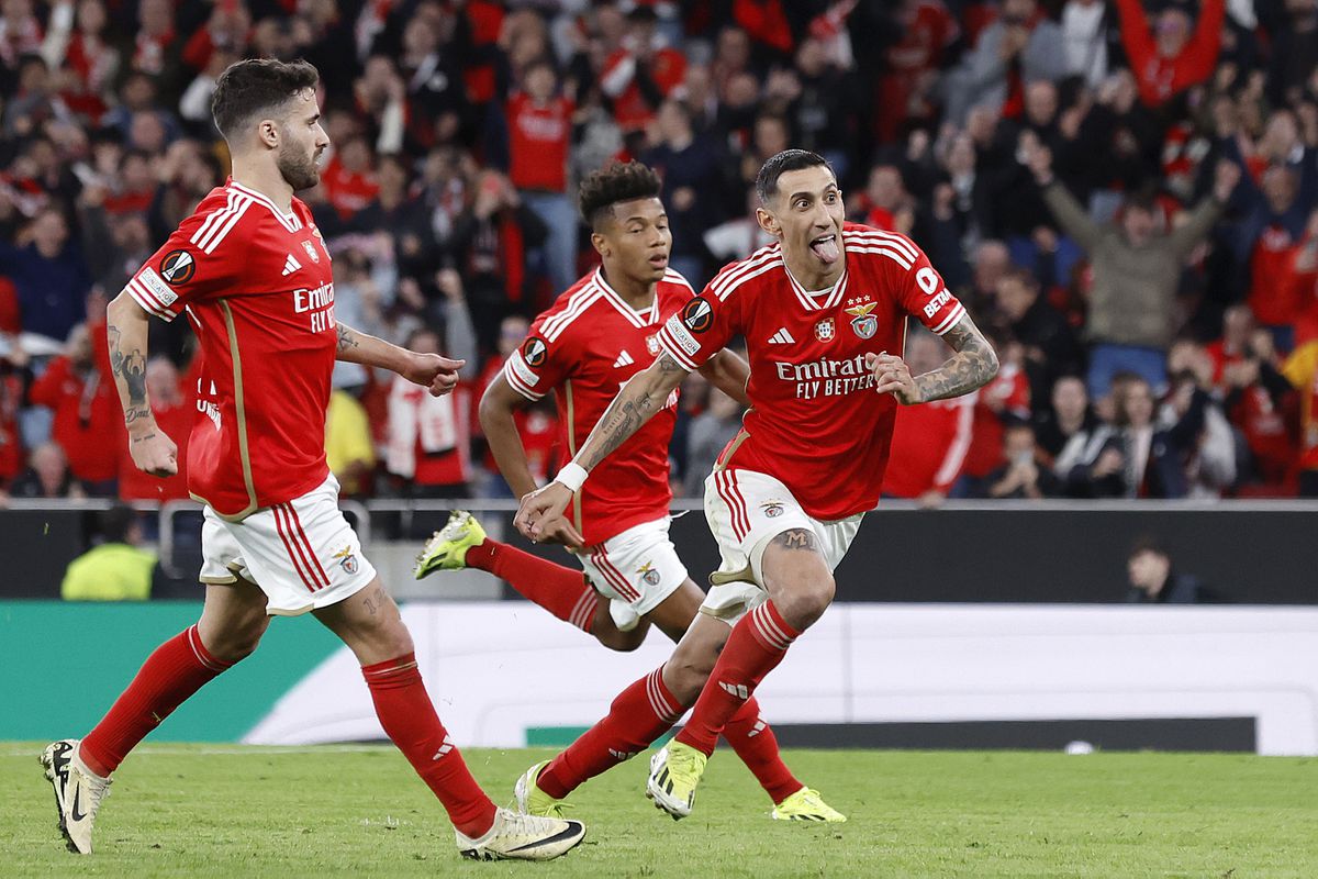 Benfica van Roger Schmidt wint van Toulouse dankzij Nederlands VAR-duo