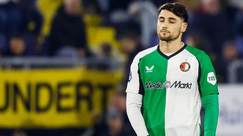 Spitsenprobleem Feyenoord wordt groter én groter: inschattingsfout Dennis te Kloese pijnlijk blootgelegd