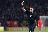 Arbitrage pakt hoofdrol bij Feyenoord - NAC Breda. ©Pro Shots.
