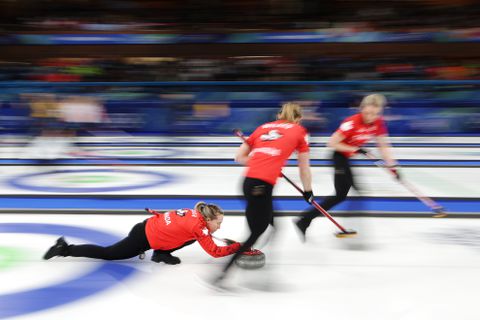 Canada opnieuw middelpunt van curlingrel op Winterspelen: 'Dit is absurd'