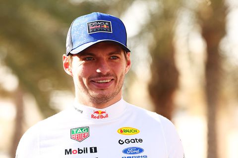 Zo vierde Max Verstappen Valentijnsdag met zijn 'verwende' Kelly Piquet: geliefden schitteren op romantische setting