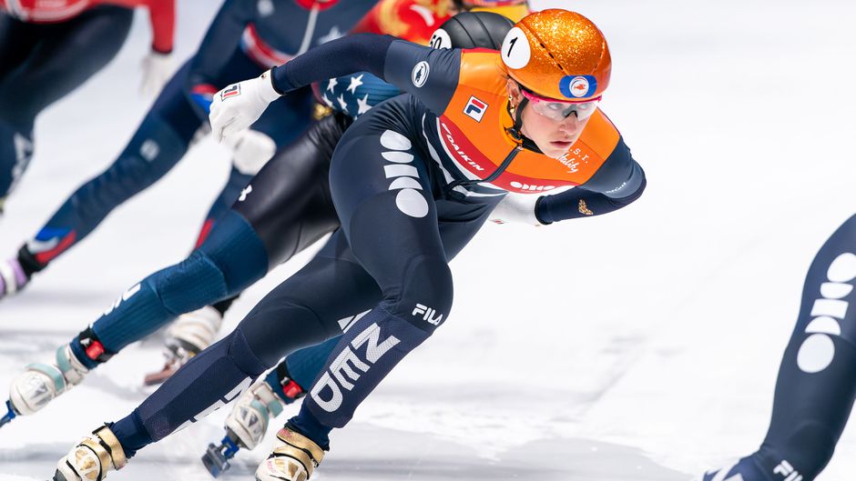 Suzanne Schulting geeft op eerste dag direct visitekaartje af op WK shorttrack