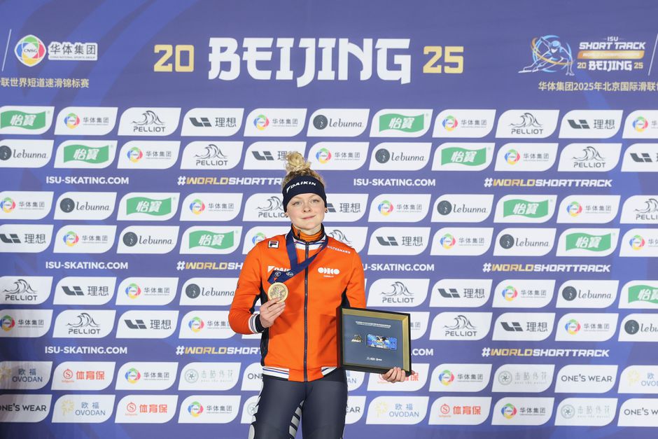 Xandra Velzeboer neemt op WK shorttrack wraak voor drama van mannelijke teamgenoot
