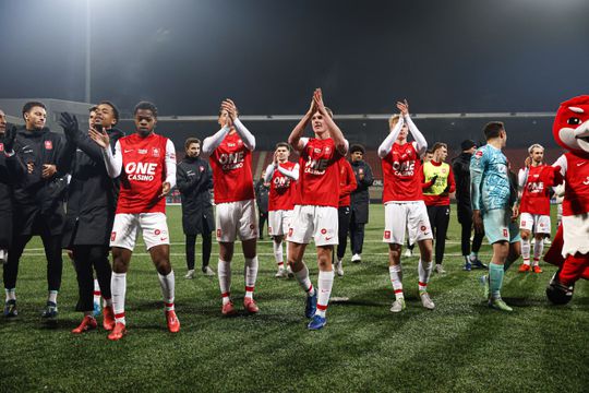 Ontevreden MVV-fans kwamen 'onder begeleiding' kleedkamer binnen na gierend fluitconcert