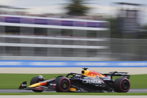 Wereldkampioen Max Verstappen kan niet tippen aan oppermachtige McLarens bij kwalificatie GP Australië
