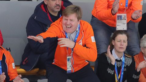 Onthullende anekdote van schaatscommentator: 'Zo was koning Willem-Alexander een dag Herbert Dijkstra'