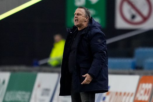 Gefrustreerde Vitesse-coach is klaar met 'arrogante' arbitrage: 'Doe gewoon normaal'