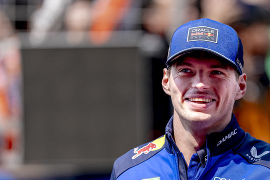 Lichtpuntje voor Max Verstappen in donkere tijden: 'Dan glimlacht hij van oor tot oor'