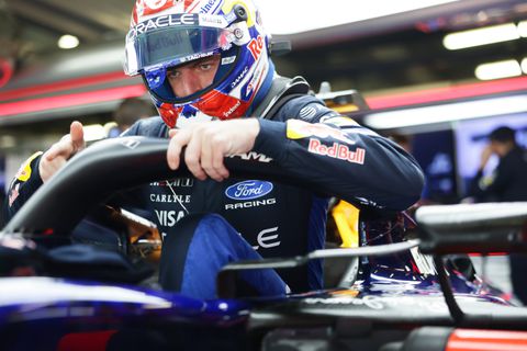 Buitenlandse media keihard voor 'worstelende' Max Verstappen: 'Hij moet stoppen met huilen en klagen'