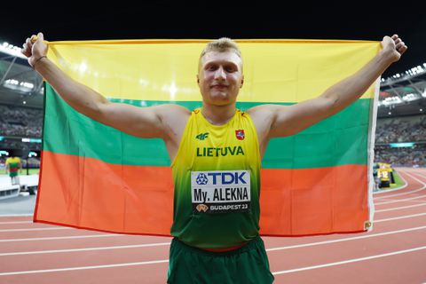 Pas 21-jarige atleet doet wat ook zijn legendarische vader niet lukte en breekt wereldrecord