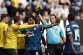 Bas Nijhuis kreeg weer de nodige kritiek na zijn optreden tijdens Fortuna - Feyenoord. ©ANP