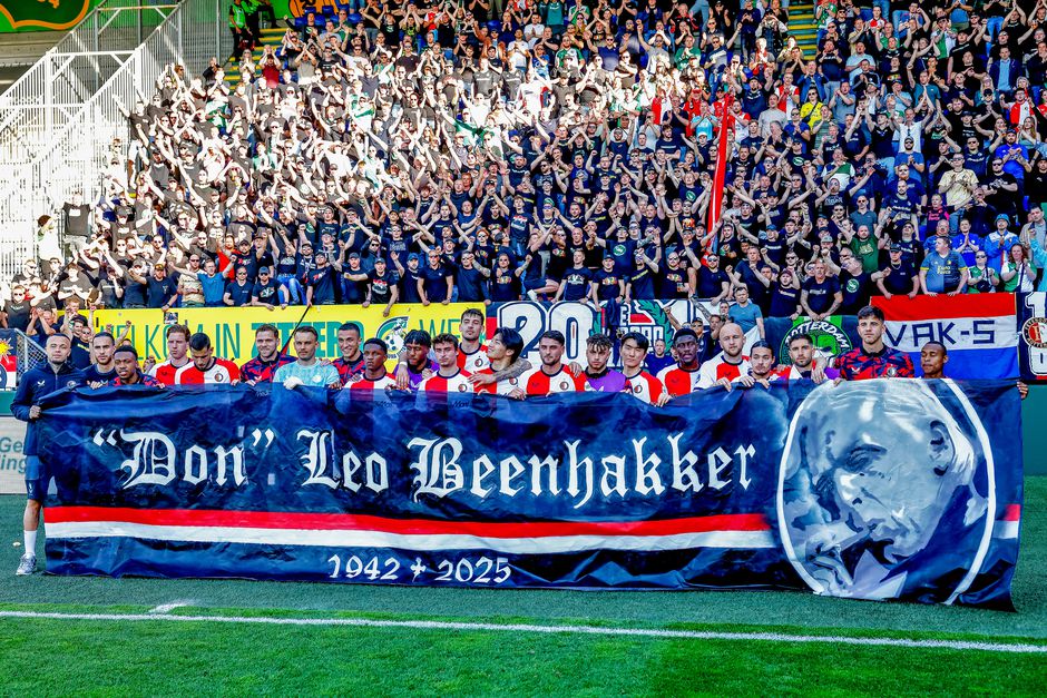 Familie overleden Leo Beenhakker doet emotionele oproep: 'Fans zijn bij dit moment van harte welkom'
