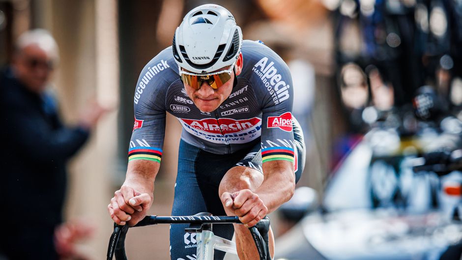 Bespuugde Mathieu van der Poel krijgt goed nieuws: opnieuw misdragende fan geïdentificeerd