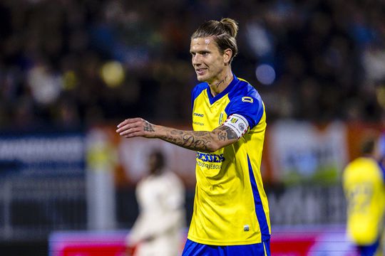 Cultvoetballer zet na 18 jaar punt achter bijzondere carrière met emotionele video: 'Voetbal gaf me alles'