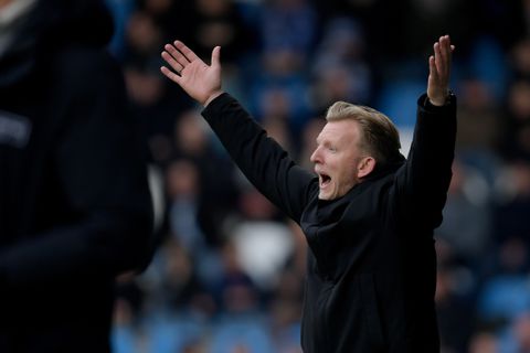 'Enorm blije' Dirk Kuijt (45) meldt langverwacht nieuws over zijn toekomst: 'Voor mij een geweldig platform'