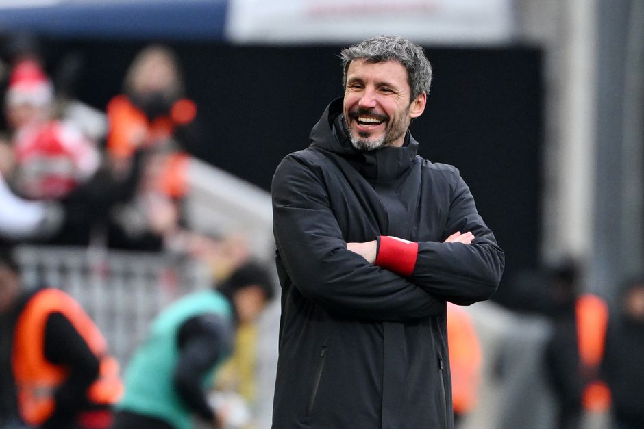 ChatGPT helpt Feyenoord aan perfecte opvolger Brian Priske: 'Hij is puur Feyenoord-DNA'
