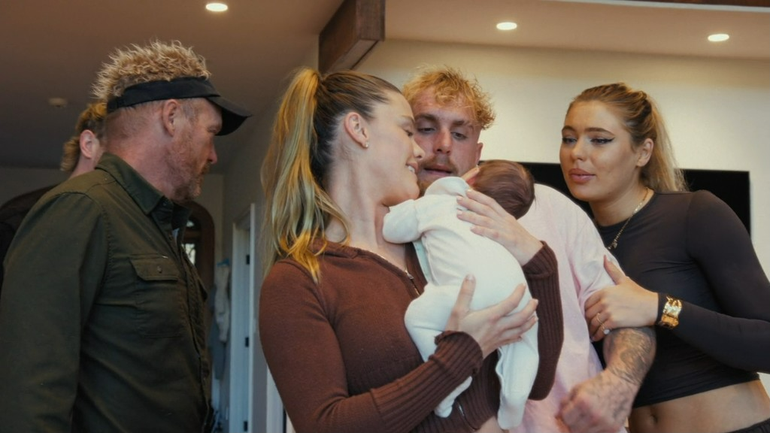 Emotioneel moment voor Jutta Leerdam en Jake Paul na mislukte entree van Nederlandse topschaatsster