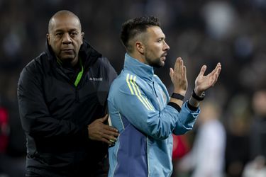 Rafael van der Vaart ziet Ajax-spelers tegen elkaar liegen: 'Er was onrust in het elftal'