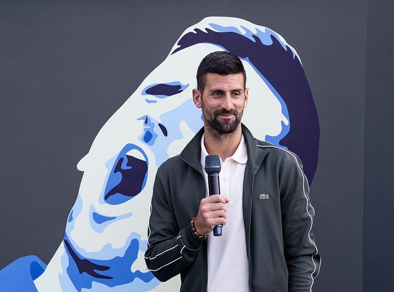 Toptennisser Novak Djokovic doet grote belofte na prachtig moment: 'Dit is de eerste van vele'