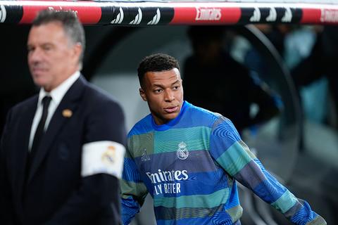 Kylian Mbappé zorgt na rentree voor nieuwe rel bij Real Madrid: 'Ik spreek hier in het openbaar'