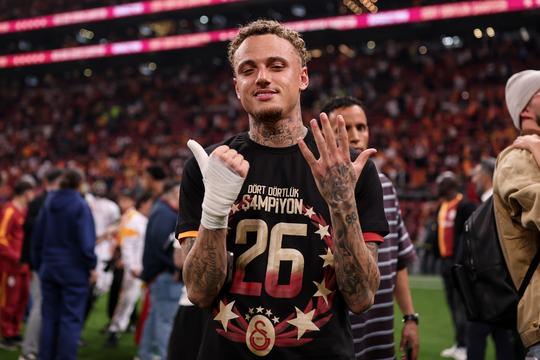 Topvoetballer Noa Lang dropt nummer met veelbesproken rapper Lil Kleine: 'Ik ga stupid'