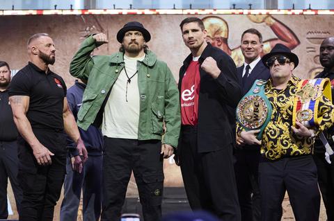 Boksbond bevestigt: Rico Verhoeven krijgt geen kampioenschapsriem bij zege op Oleksandr Usyk