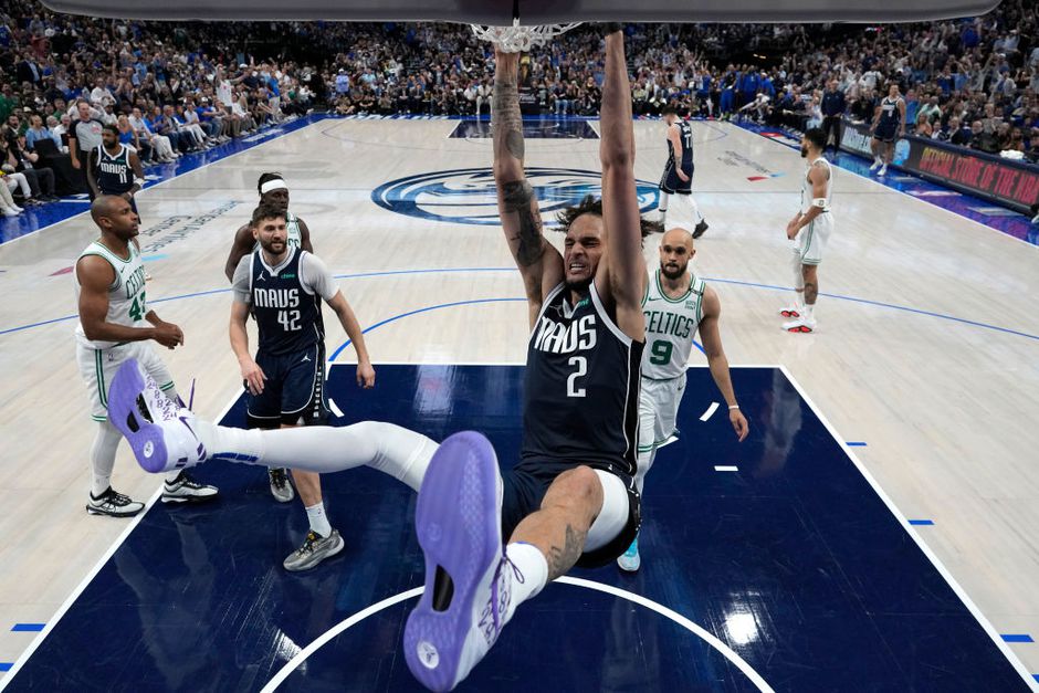 Toch nog spanning in NBA finale? Overtuigende Dallas Mavericks leven nog na eerste zege
