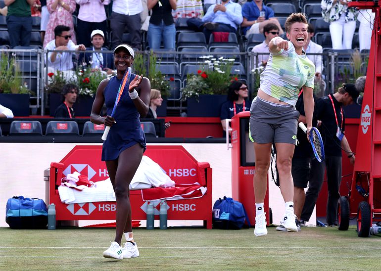 Nederlands toptennisster boekt groot succes op weg naar Wimbledon