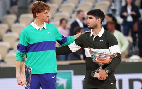 Carlos Alcaraz en Jannik Sinner stappen opnieuw tennisbaan op na fenomenale finale Roland Garros