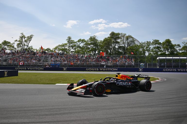 Max Verstappen doet uitstekende zaken in Canada: Lando Norris valt uit na crash met teamgenoot