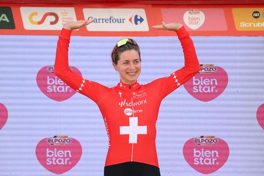 Pechseizoen voor wielrenster: eerst acht afgebroken tanden, nu geen Olympische Spelen door bijzonder syndroom