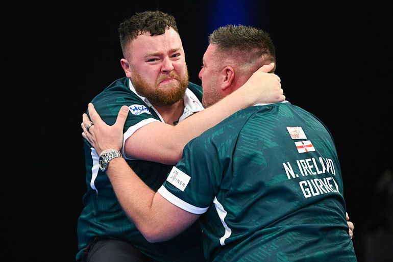 'Vieze' darters brengen sport in diskrediet: 'Ik denk niet dat de PDC hier heel blij mee is'