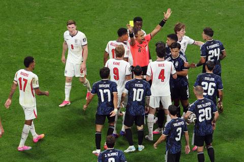 Zoveel geld kosten gele en rode kaarten op het WK voetbal: Engeland koploper