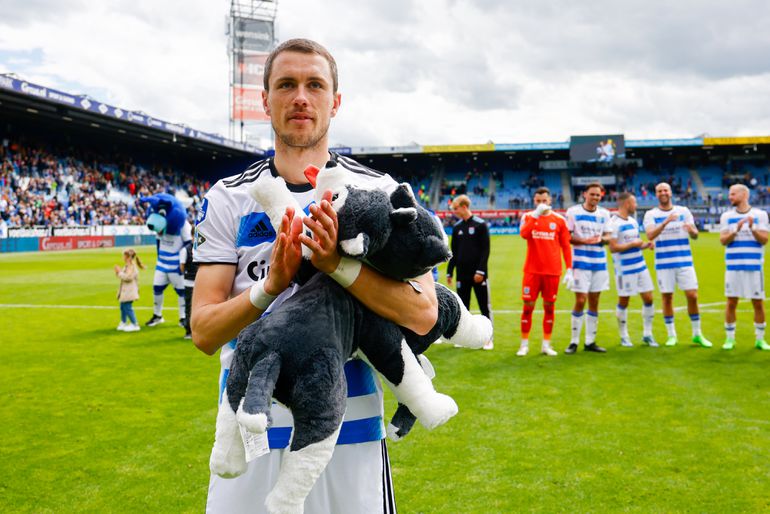 PEC Zwolle laat Thomas Lam transfervrij vertrekken om warmhartige reden: 'Het waren geen makkelijke maanden'