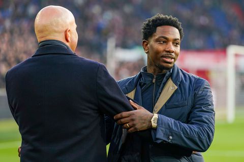 Voormalig Oranje-international (38) verloor 'gierige' vrienden: 'Dan zie je wie een slang is'