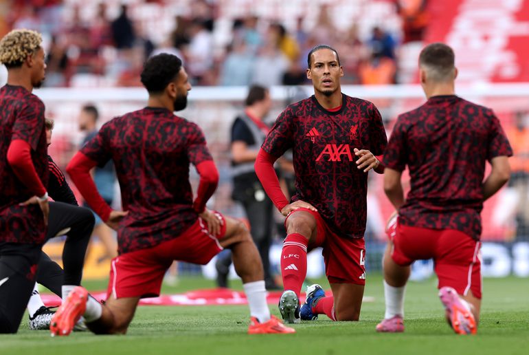 LIVE Liverpool - Bournemouth | Arne Slot na eerbetoon aan Diogo Jota begonnen aan Premier League