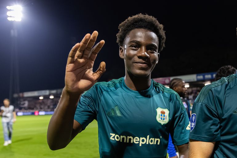PEC Zwolle-invaller zorgt voor verbazing en verbreekt stokoud Eredivisierecord