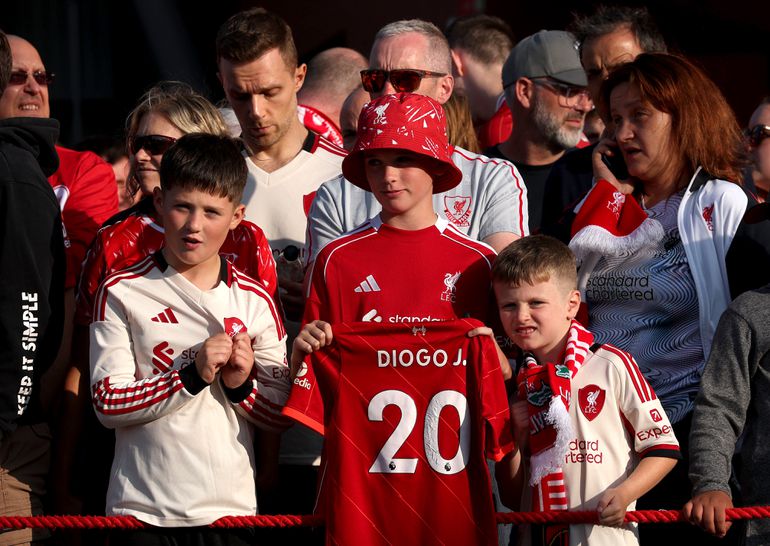 LIVE Liverpool - Bournemouth | Arne Slot maakt zich op voor beladen start Premier League