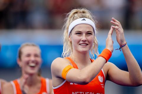 Sterspeelster (26) komt vlak voor WK hockey met opvallende actie: 'Ik zie mezelf niet stage lopen of werken'