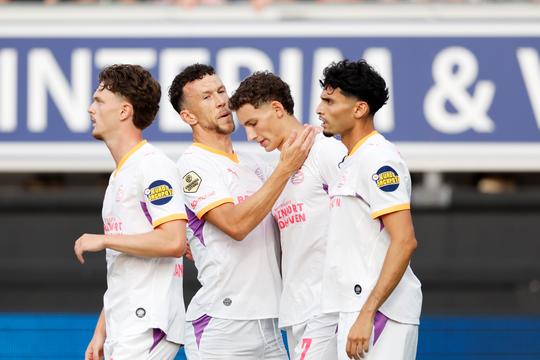 Uitslagen Eredivisie | PSV herstelt zich van matige seizoensstart