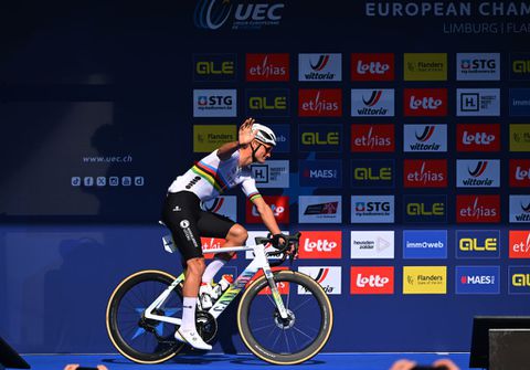 Mathieu van der Poel is wat kilo's kwijt en heeft grote plannen voor EK wielrennen