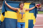 Armand Duplantis na zijn wereldrecord op de WK atletiek.. © Getty Images