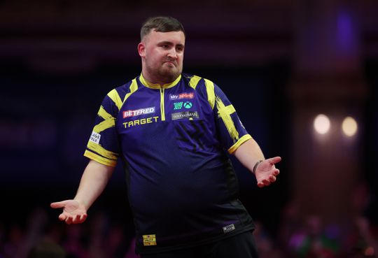 'Onsportief' publiek bij World Series of Darts Finals in Amsterdam wekt irritatie: 'Hij ging zich er ook mee bemoeien'