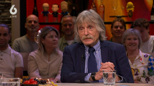Johan Derksen komt bij Vandaag Inside met opvallende aankondiging: 'Ik heb me over laten halen'