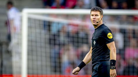 Dit zijn de scheidsrechters bij de krakers PSV - Ajax en AZ - Feyenoord in de Eredivisie