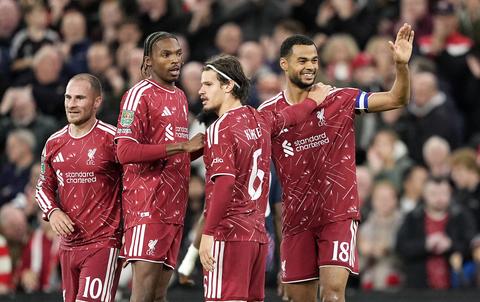 Cody Gakpo laat zich zien bij Liverpool, Denzel Dumfries ontsnapt met Real Madrid